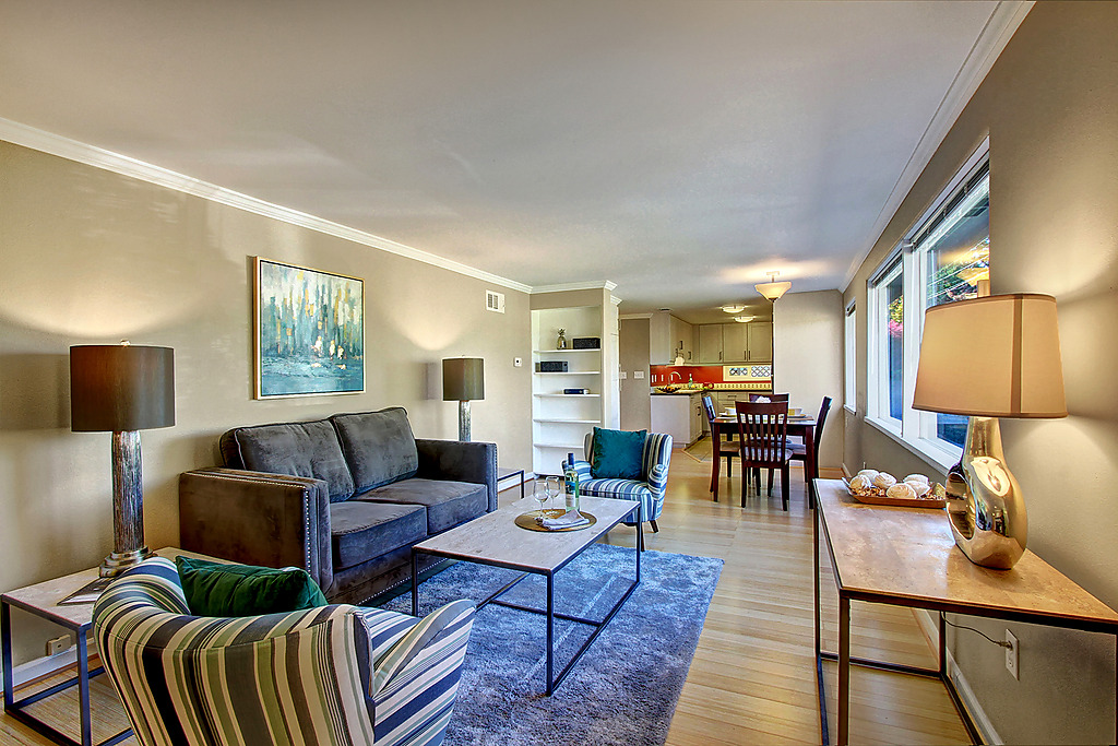 Fresh MidCentury in Seattle's Maple Leaf neighborhood Seattle Dream