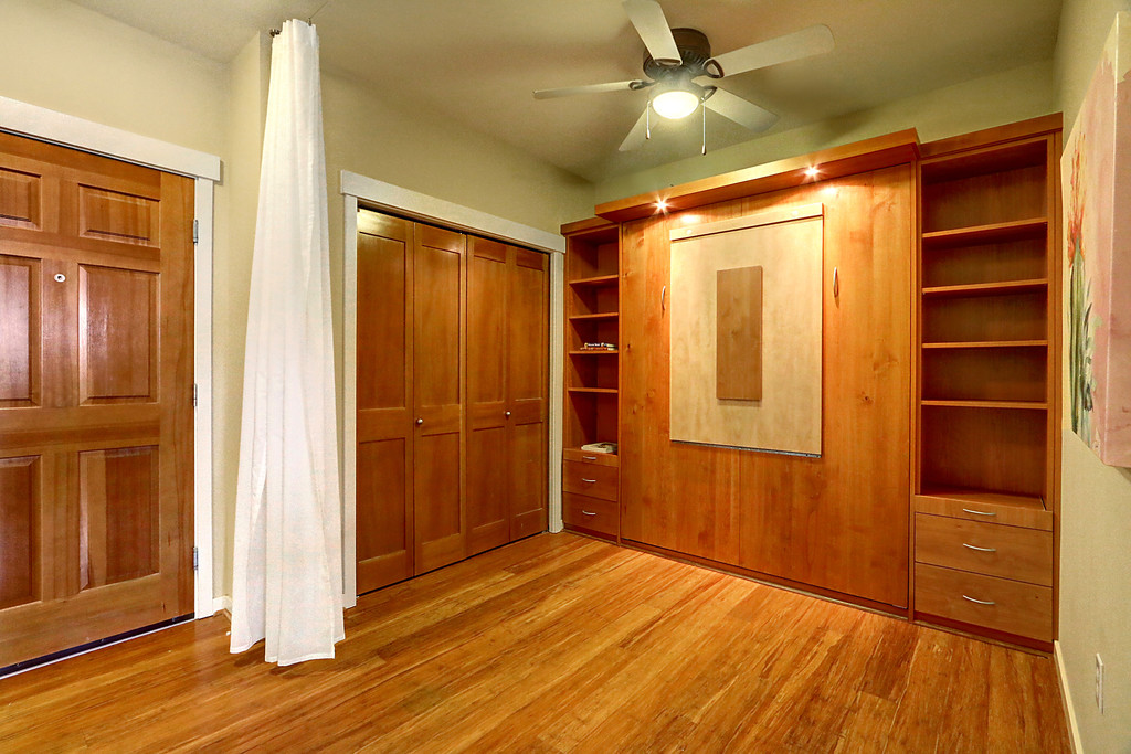 Phinney Ridge Condo at the Roycroft Seattle Dream Homes Seattle